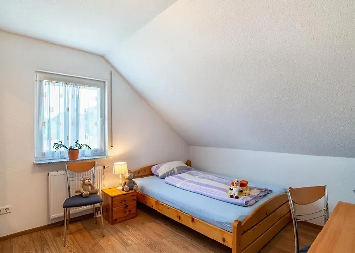 Schwalbenhof Dressler Und Duss Fuer 6 アパート *